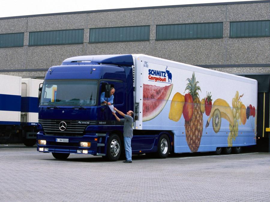  Mercedes-Benz Actros 1848 1997 года  (фото 7 из 8)